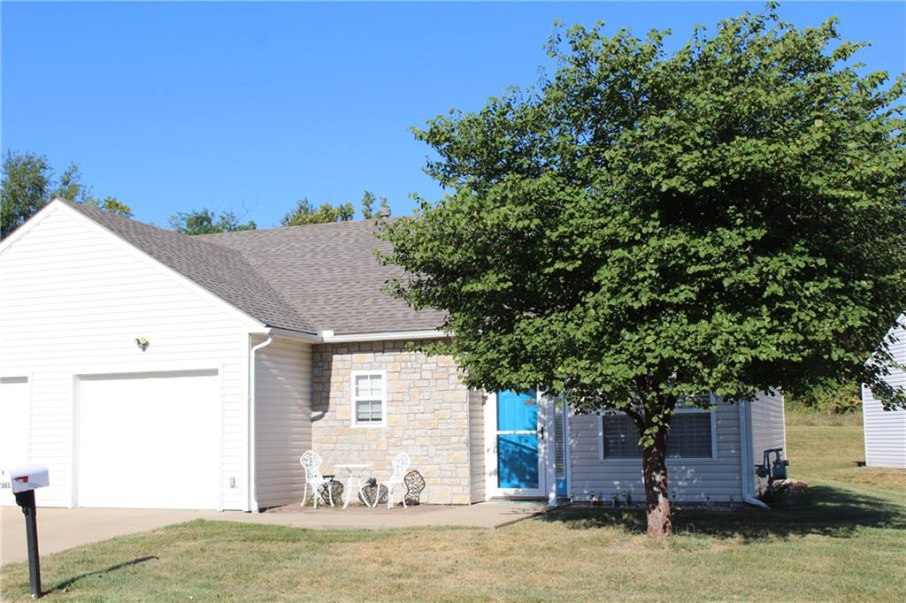 1661 Fall Creek Drive