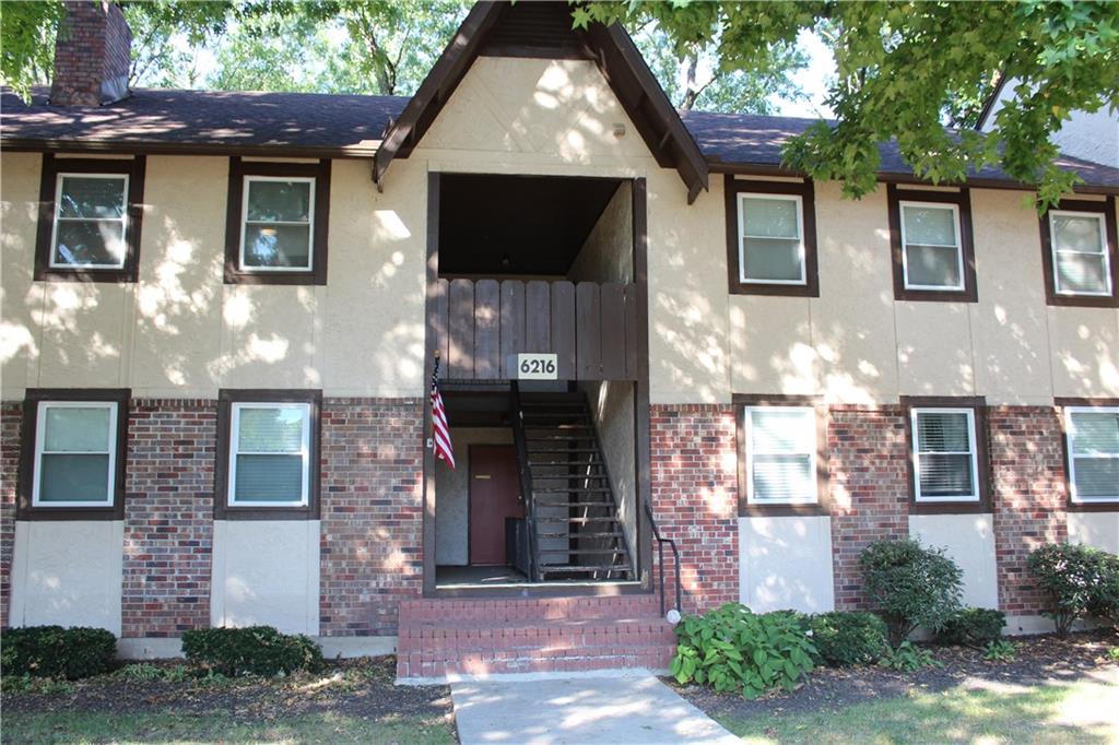 6216 Robinson Street #3