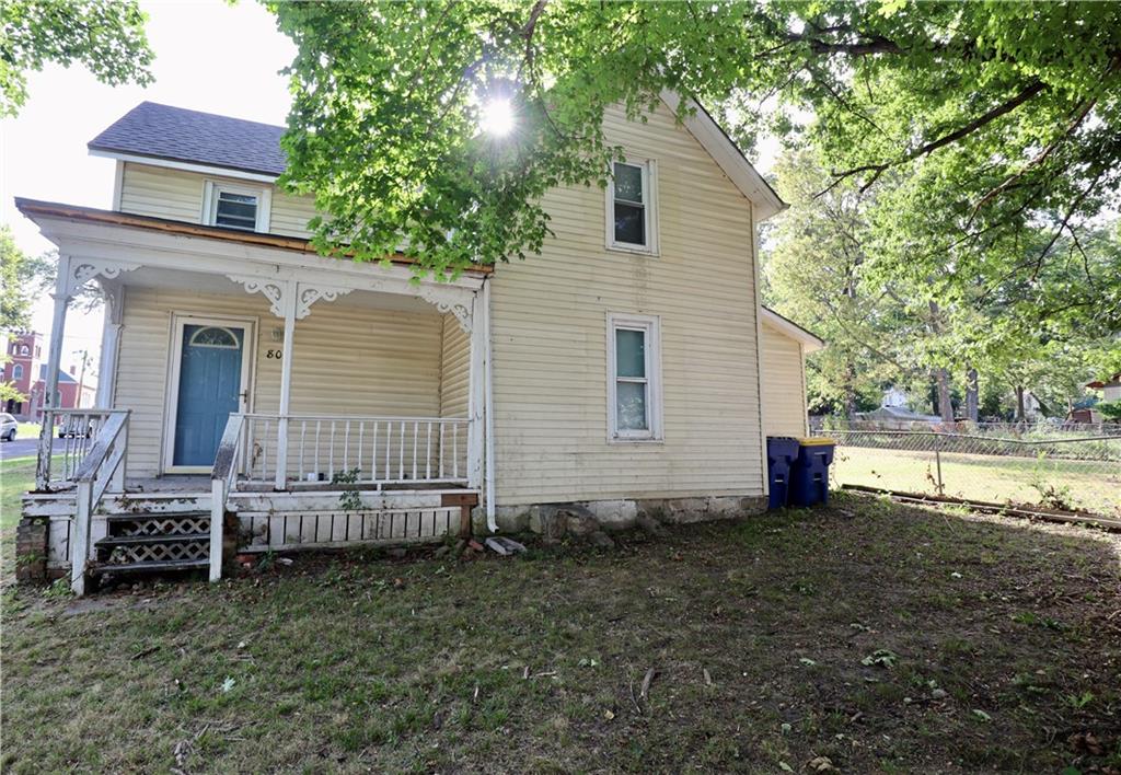 802 Locust Street