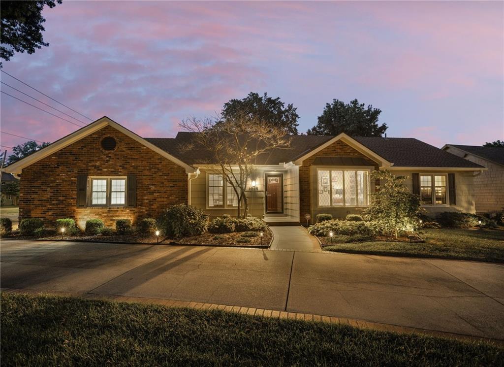 6658 Dearborn Drive