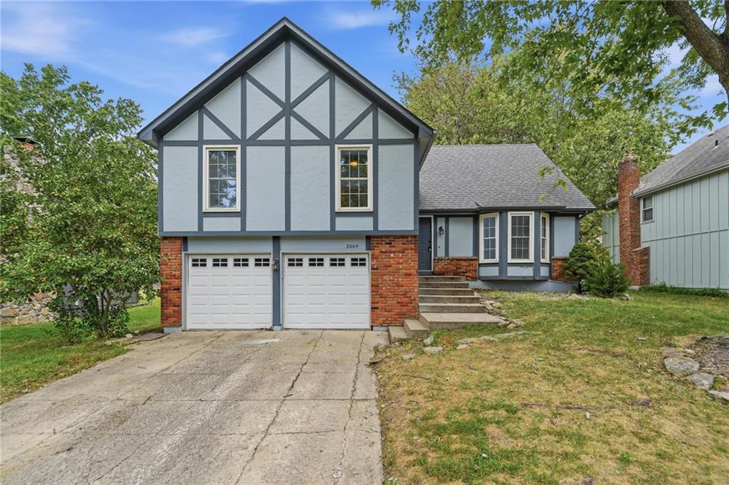 2004 E 144th Terrace
