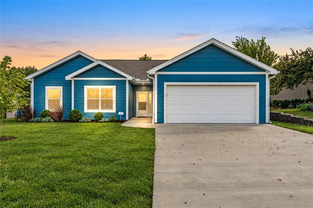 216 Meadowbrook Lane