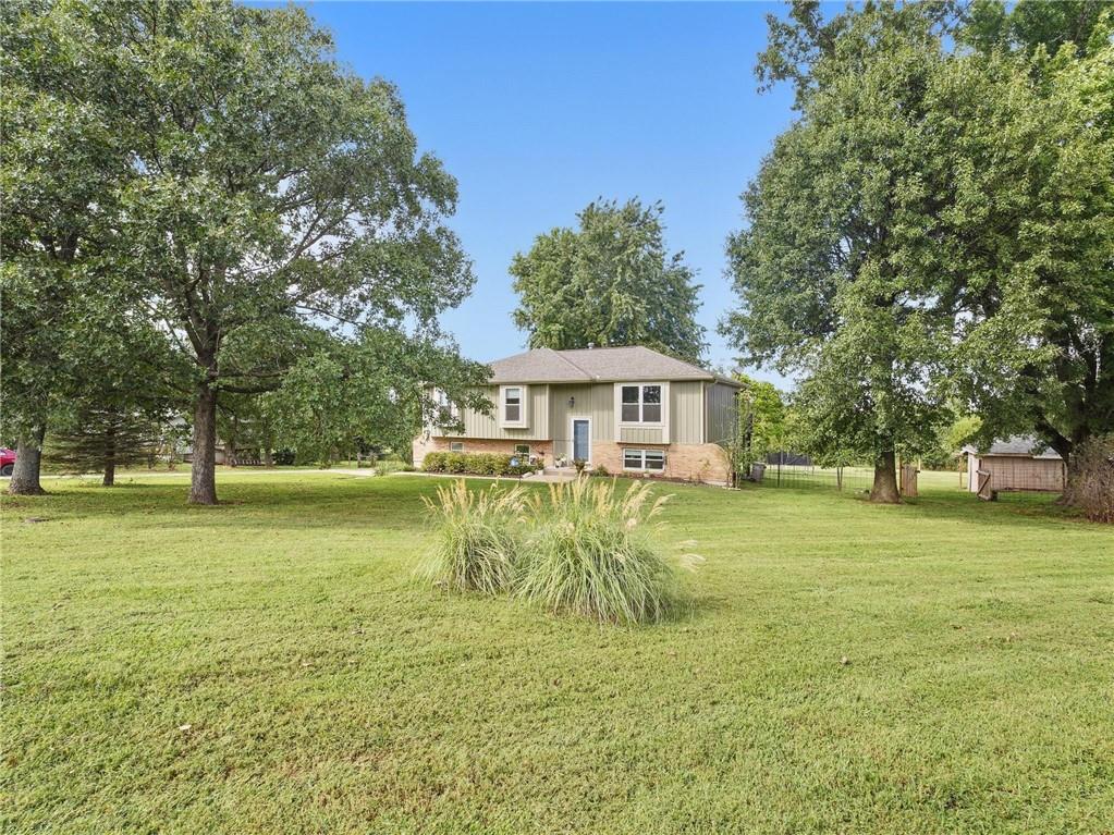 20212 Golden Road