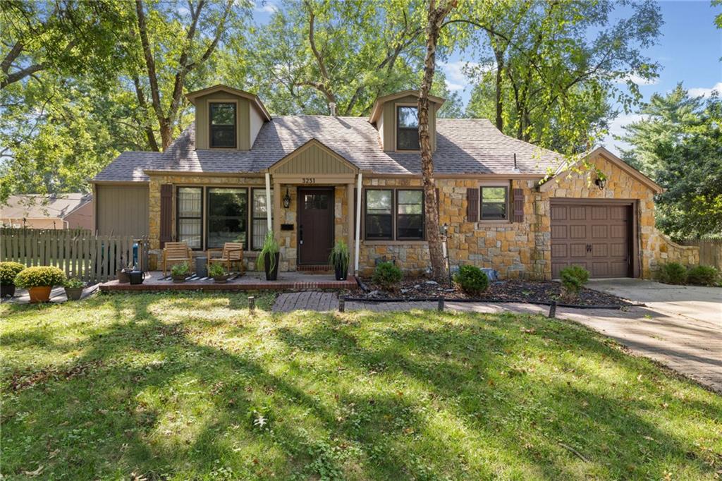 3231 Somerset Drive