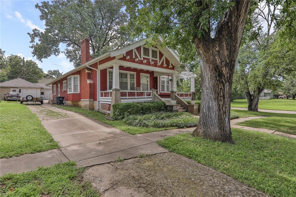 416 S 6th Street