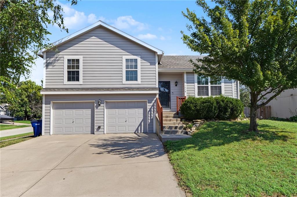 1418 Redwood Drive