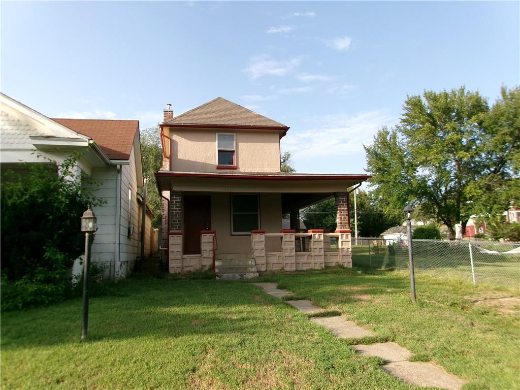 1417 Commercial Street