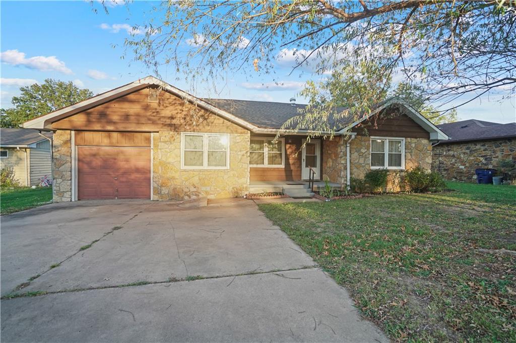 303 S Overlook Drive
