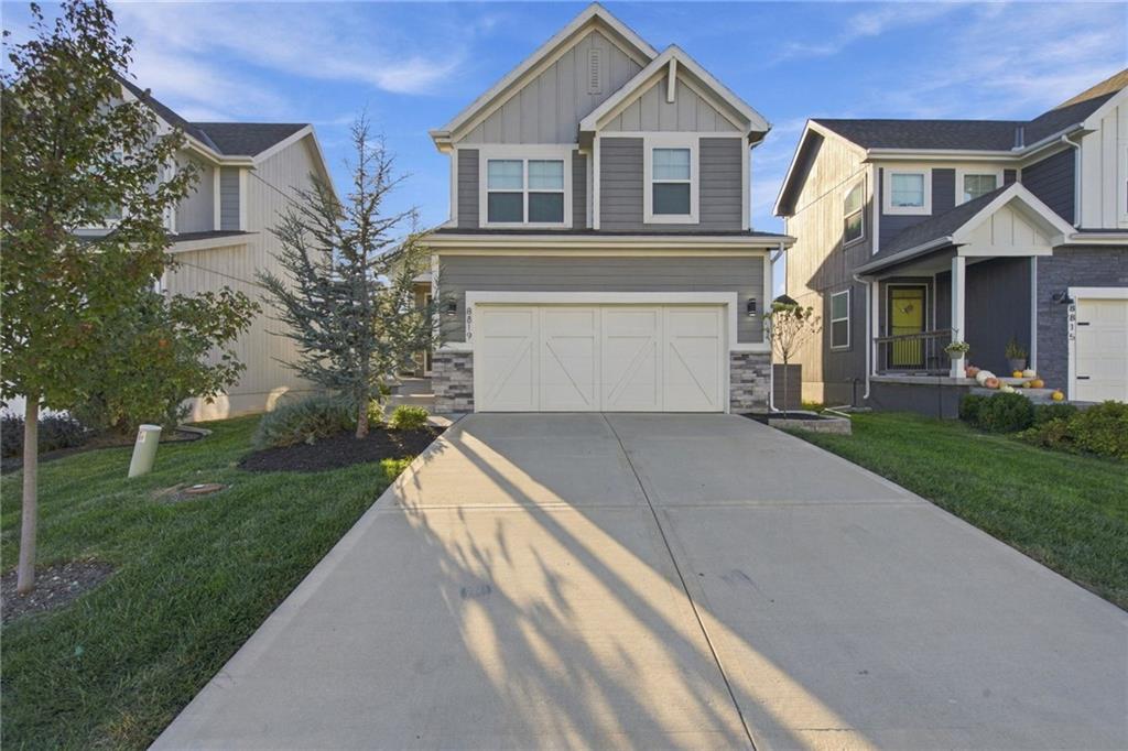 8819 SW 9th Street - Photo 1
