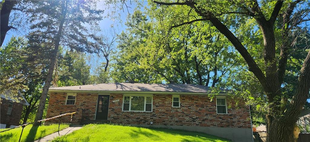 7500 N Main Street - Photo 1