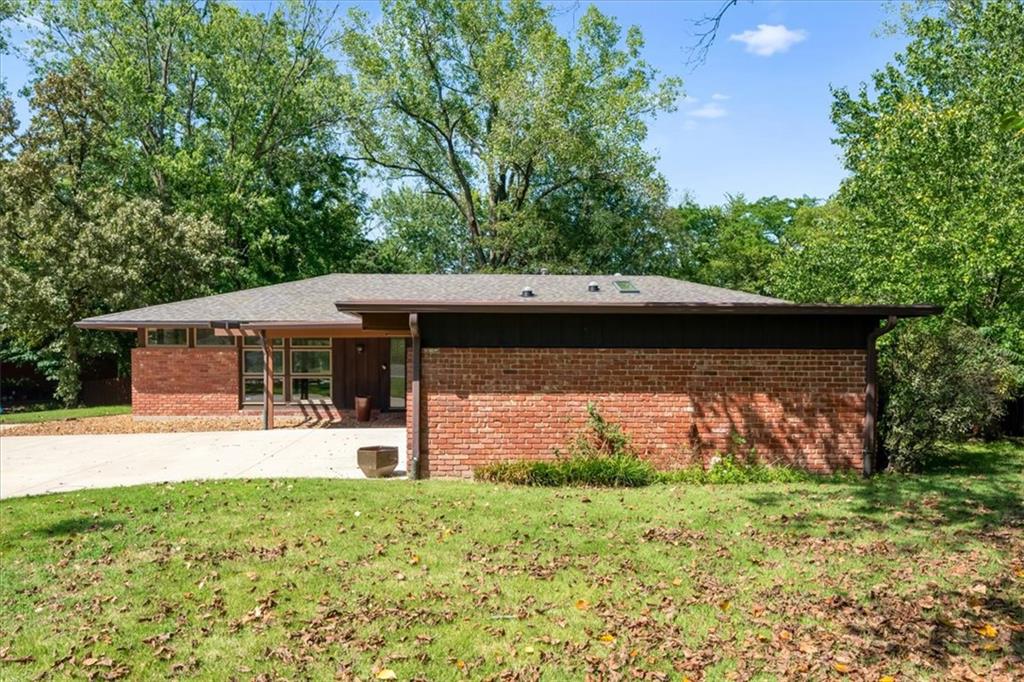2404 Orchard Lane
