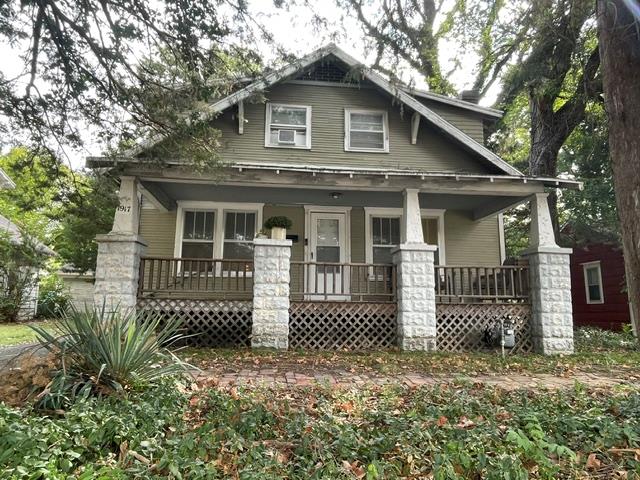 1917 S Broadway Street