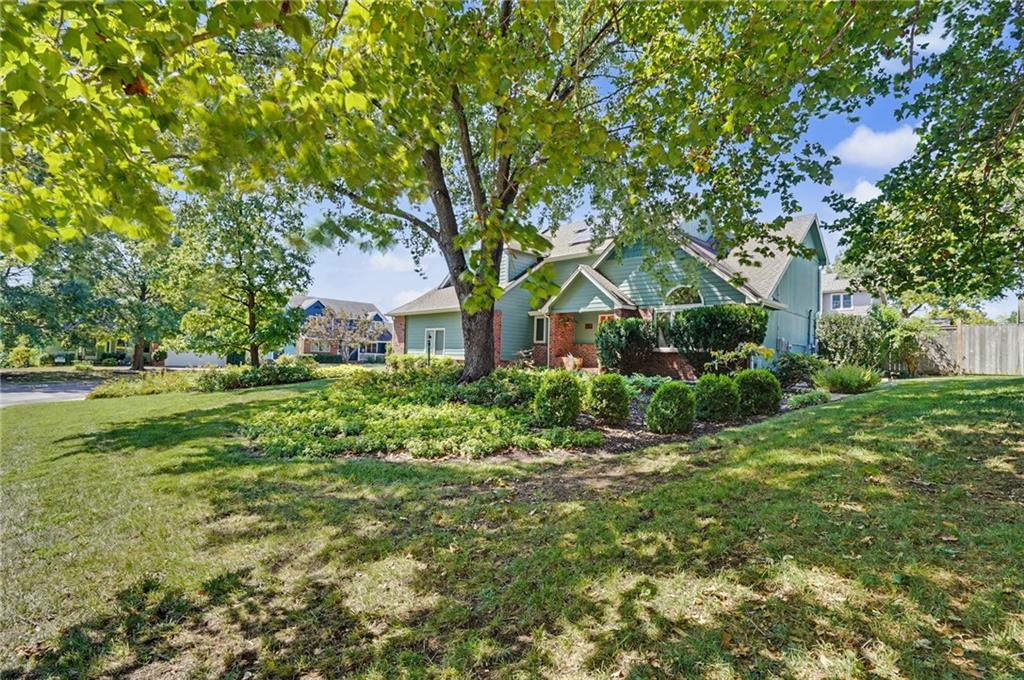 1129 Parkside Circle