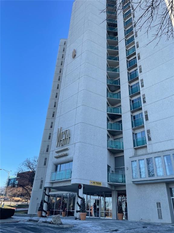 3838 Rainbow Boulevard #812