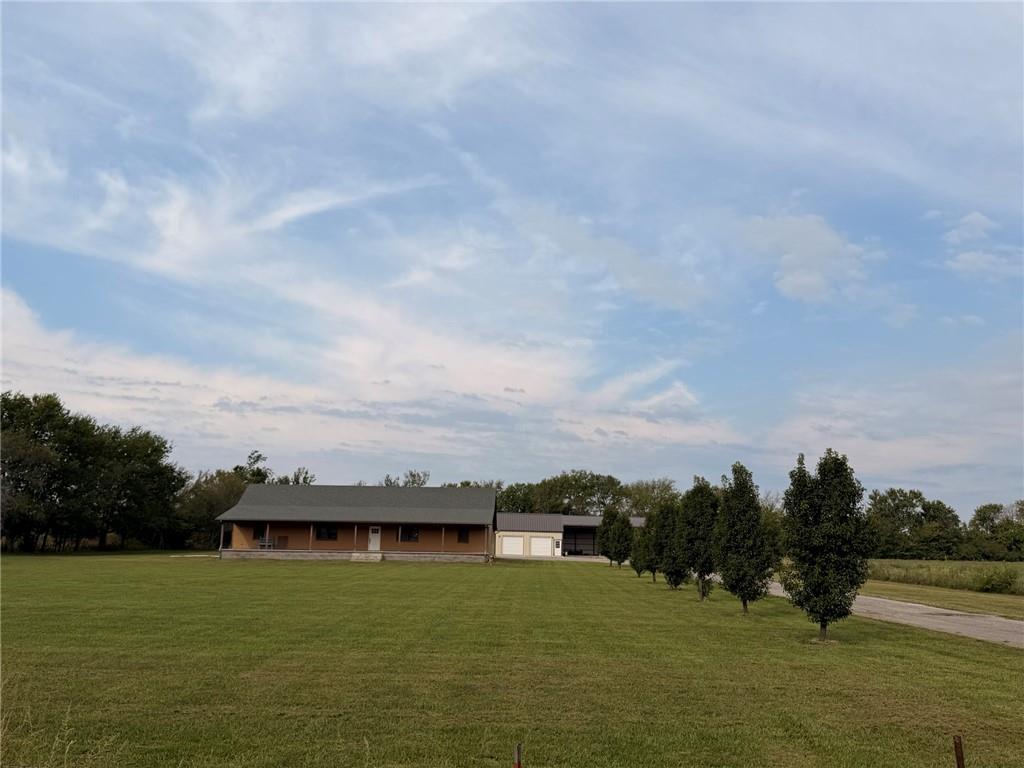 123 N 3 Highway