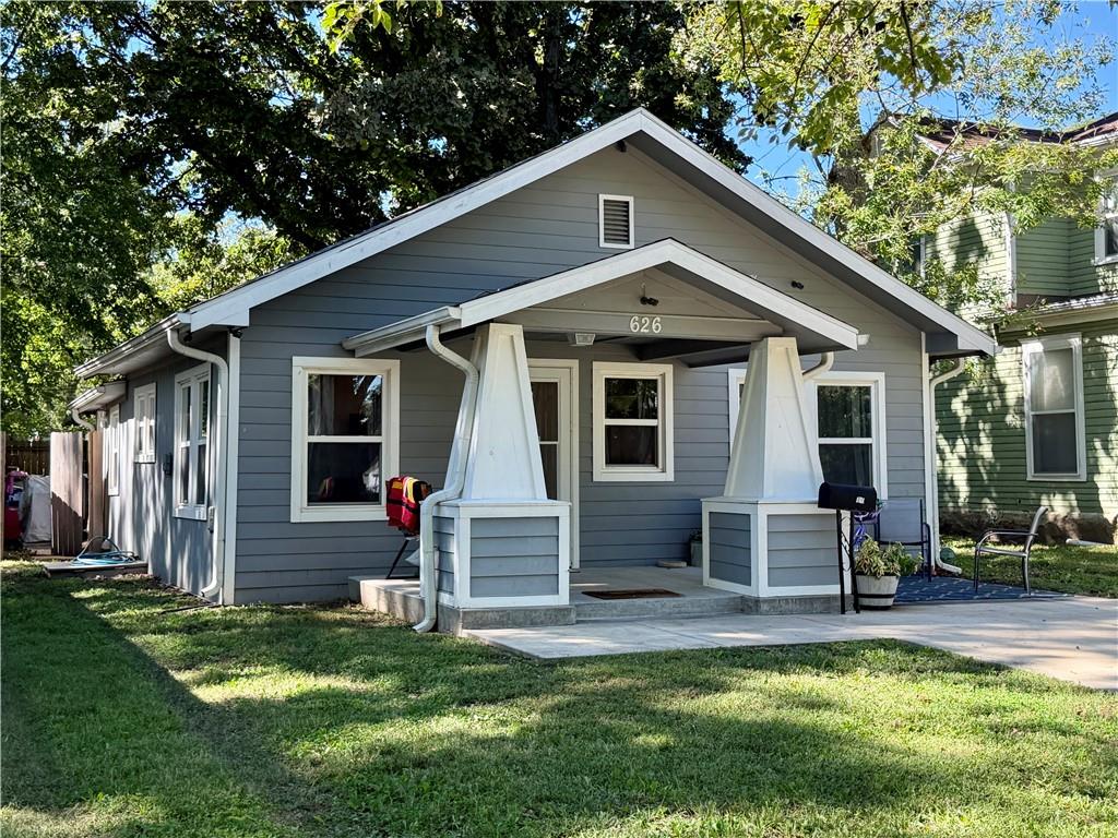 626 S Locust Street