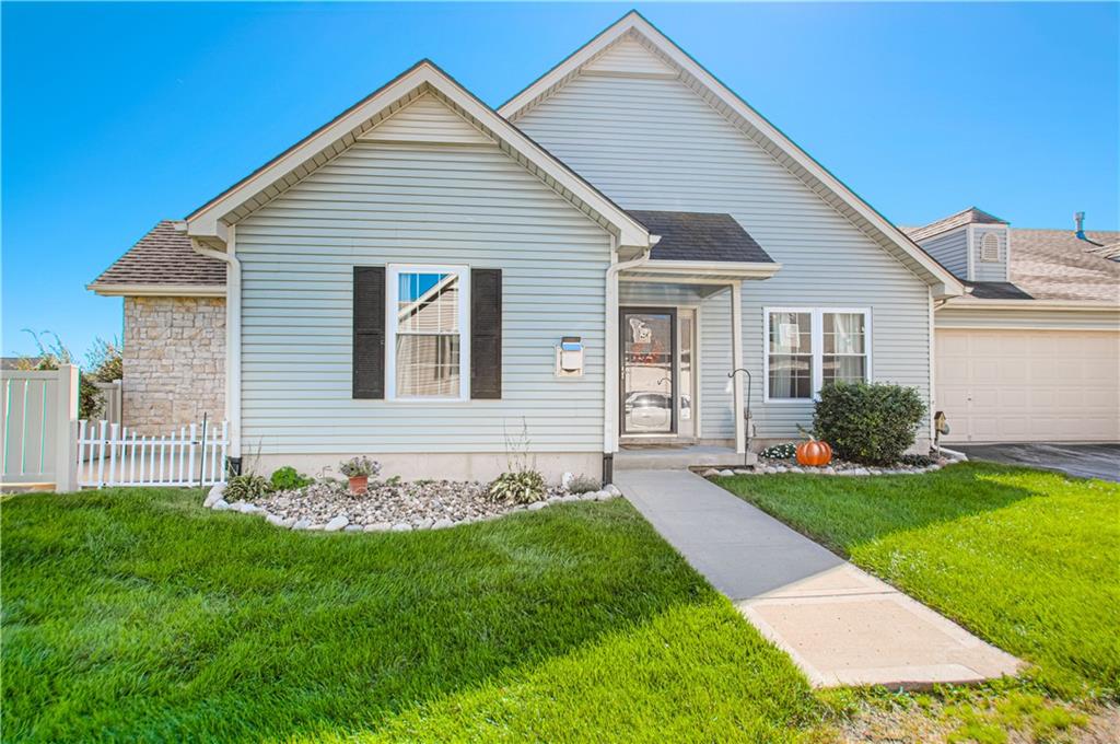 9807 N Potter Avenue - Photo 1