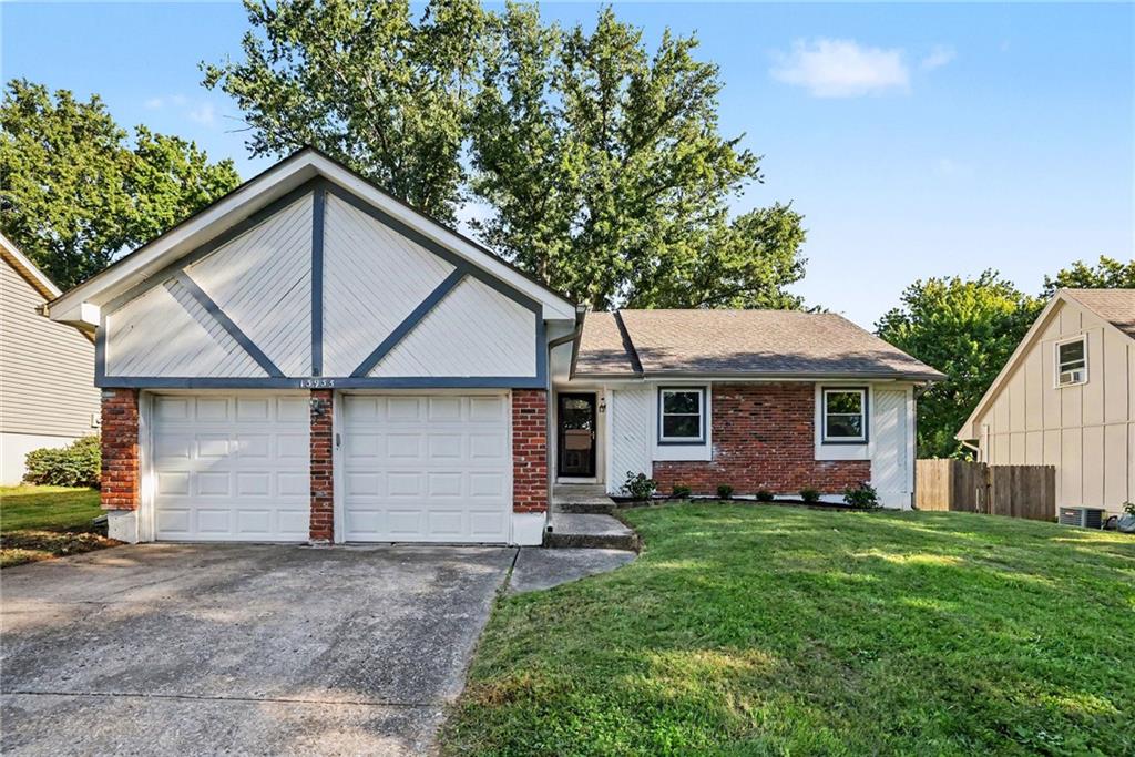 13935 S Cottonwood Drive - Photo 1
