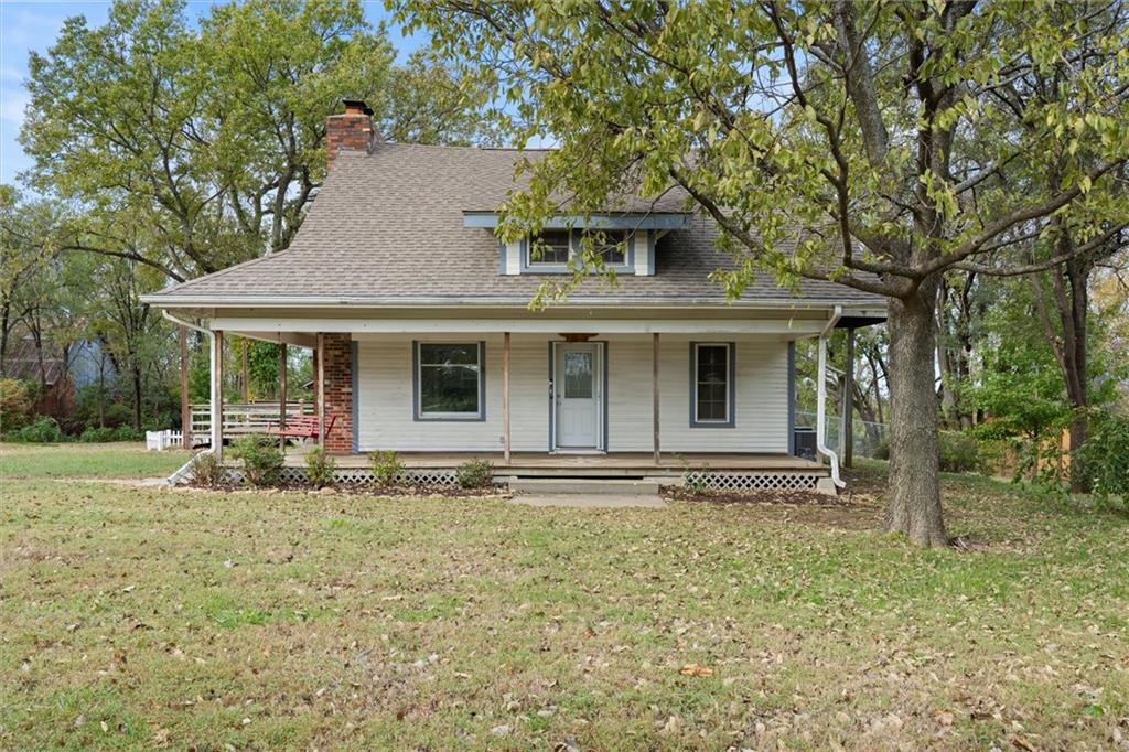2333 SE Tecumseh Road - Photo 1