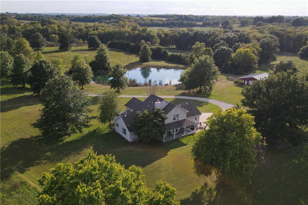1611 Happy Hollow Road - Photo 1
