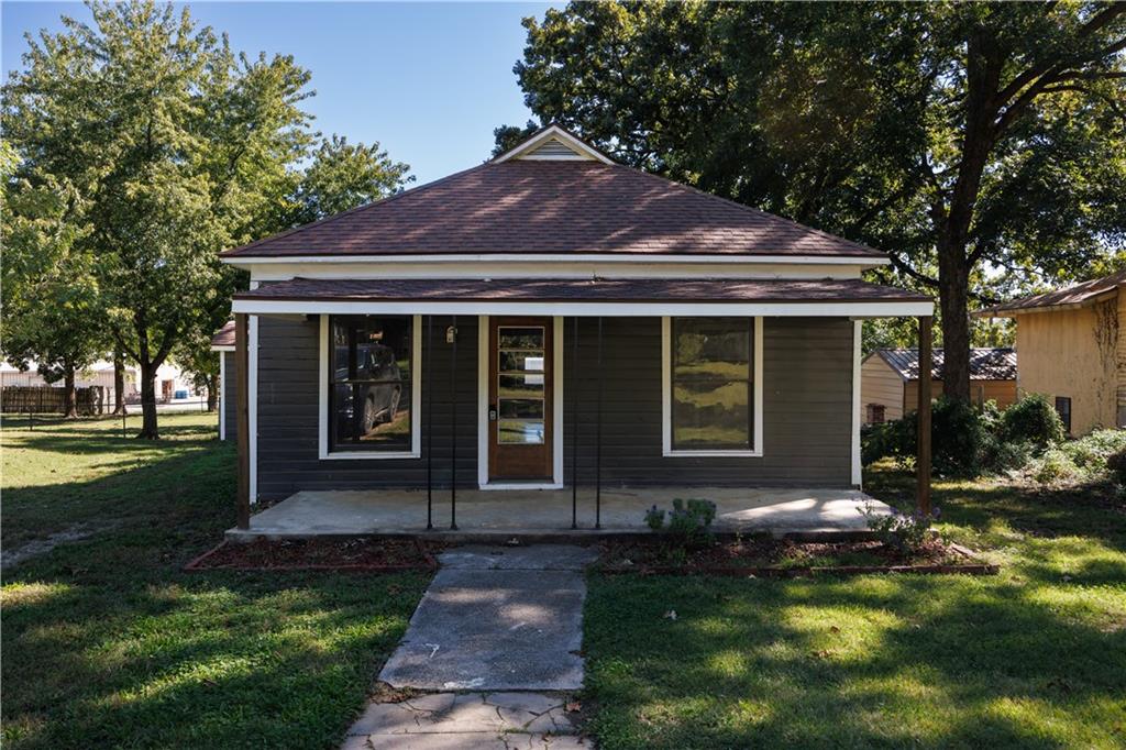 320 S 8th N/A - Photo 1