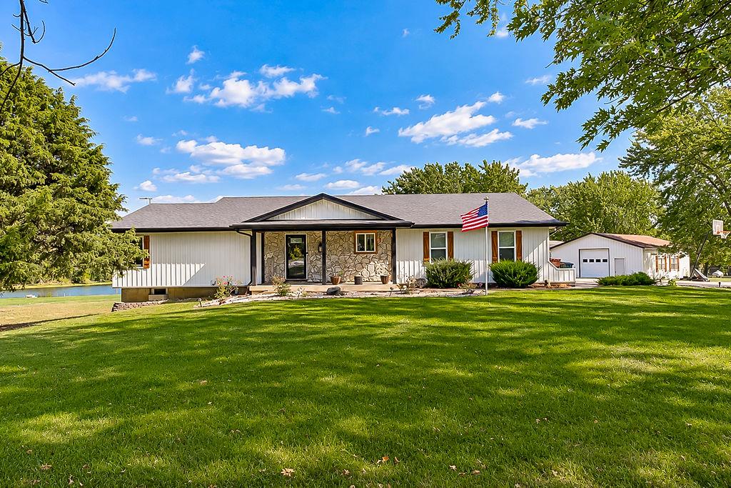 1379 565th Road - Photo 1