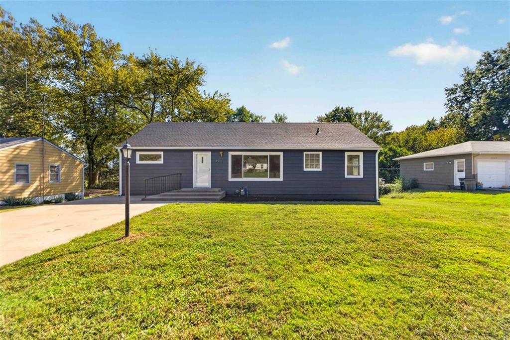 3211 Berry Road