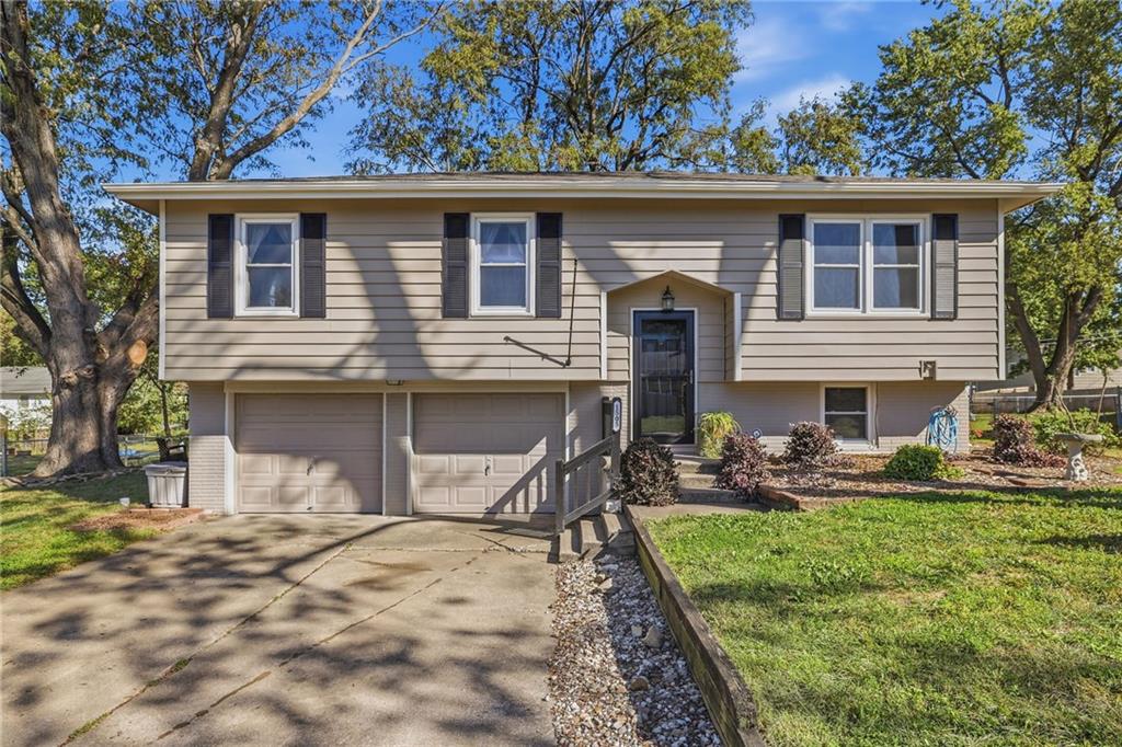 1505 Eastwood Road - Photo 1