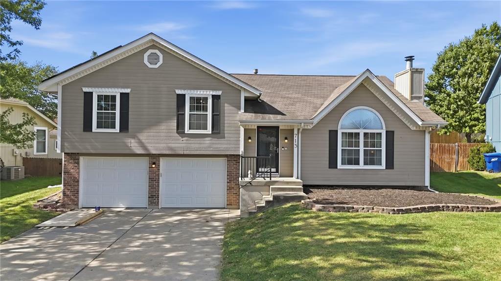 713 NW Rosaceae Drive - Photo 1