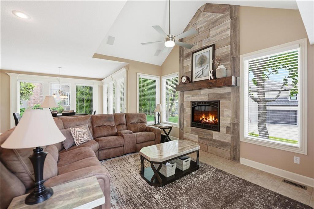 Thumbnail 28