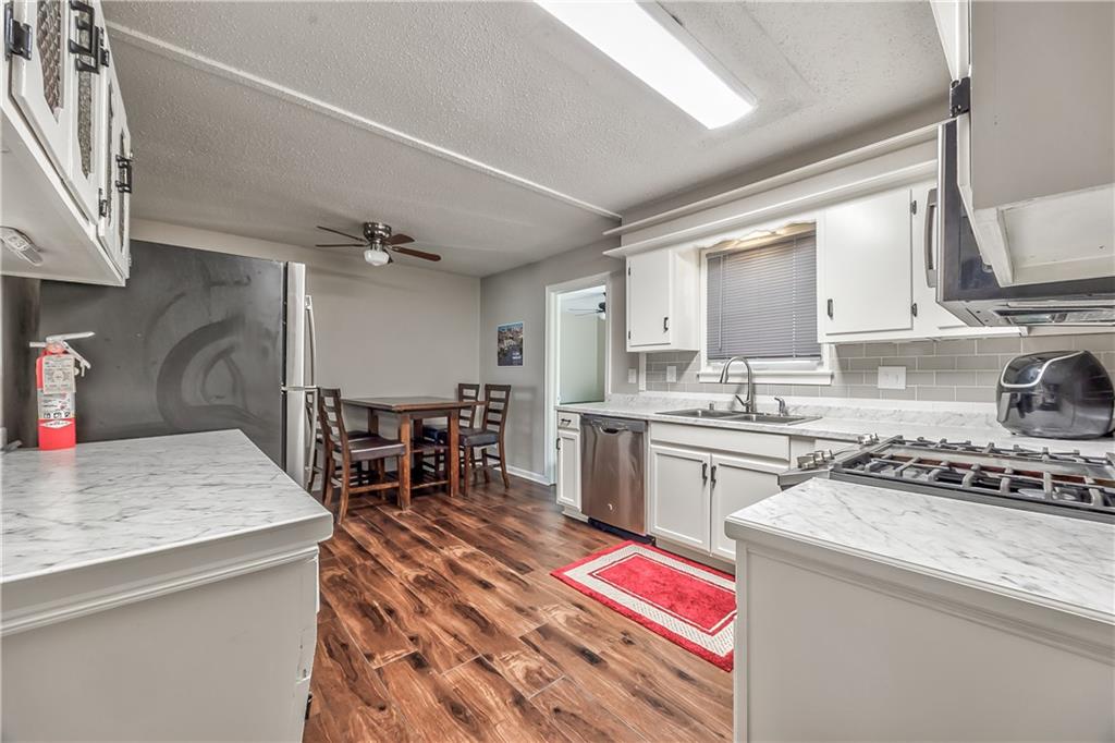 Thumbnail 13