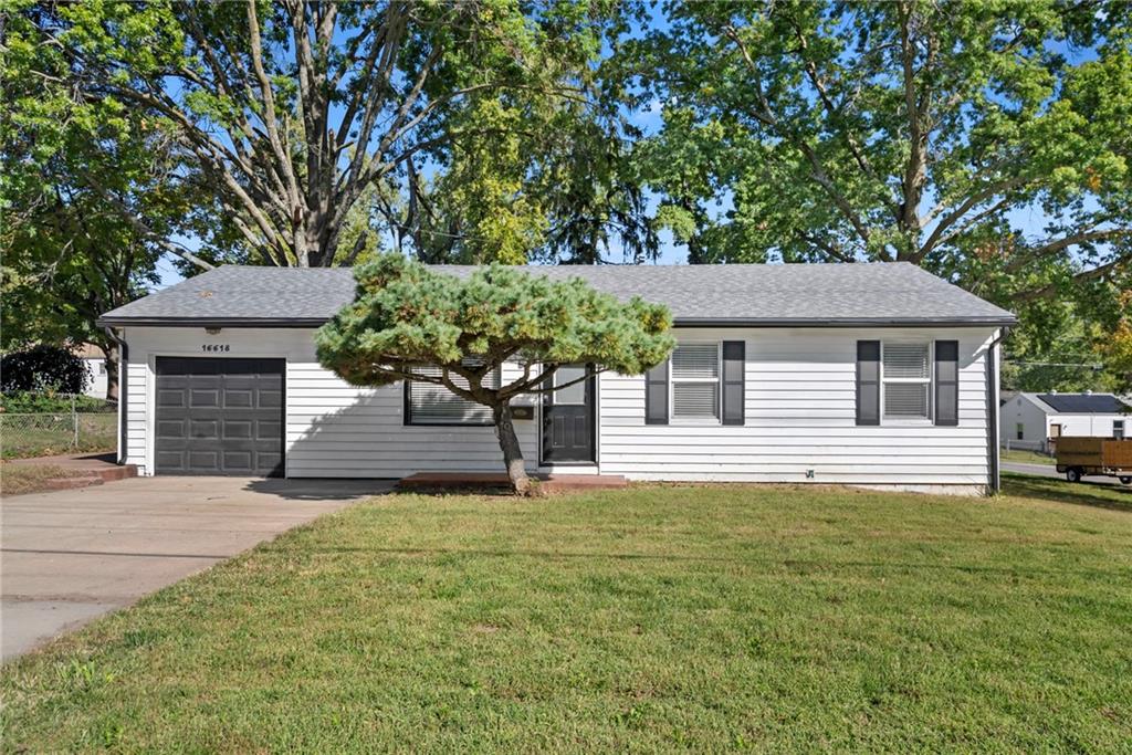16618 E Salisbury Road - Photo 1