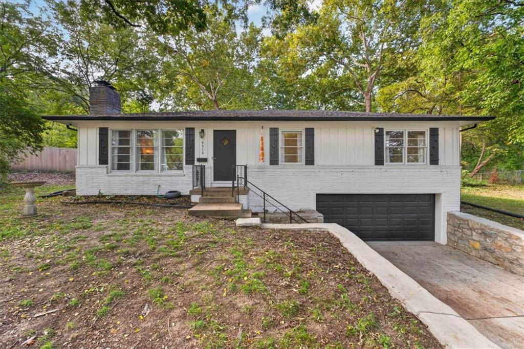 9516 Wyandotte Street - Photo 1