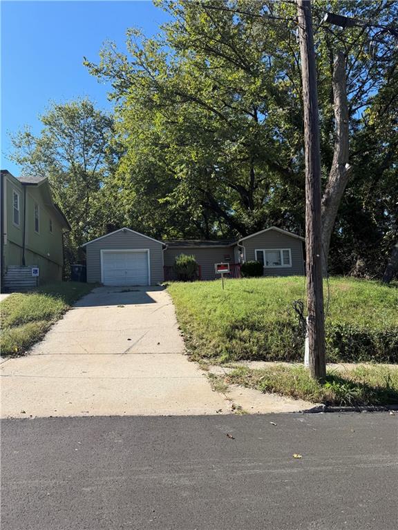 4216 Cypress Avenue - Photo 1