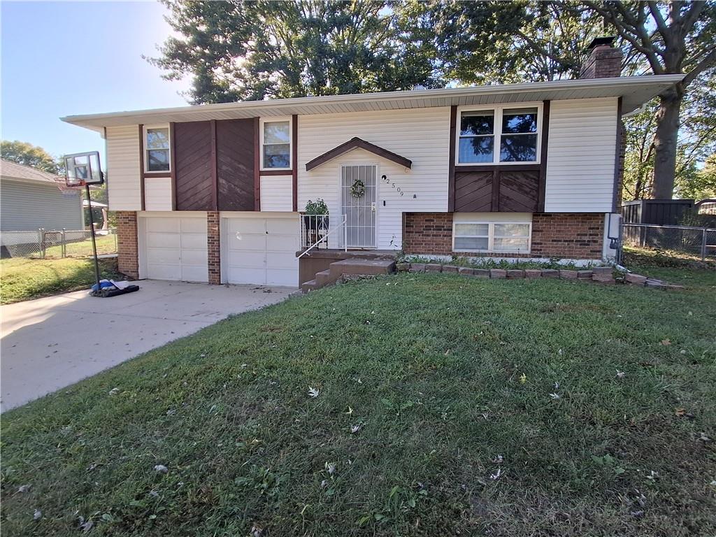 2509 SW 5th Street - Photo 1