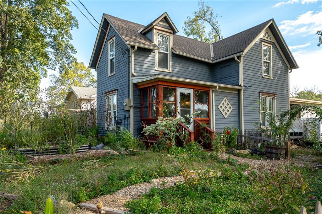 418 5th Street - Photo 1