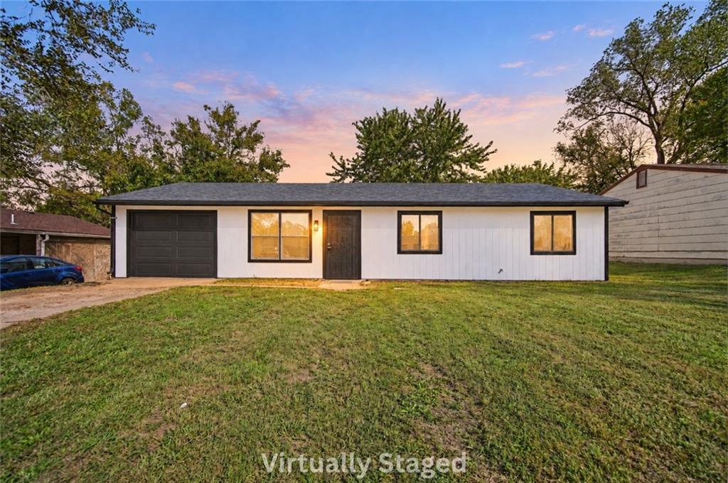 8017 Waverly Avenue - Photo 1