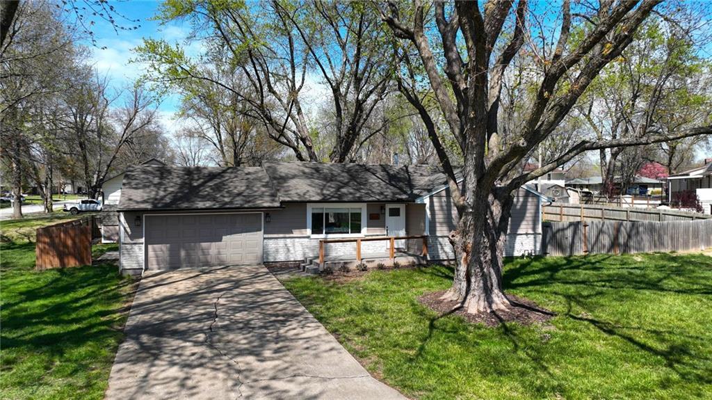 1604 Ridgeway Dr Drive - Photo 1
