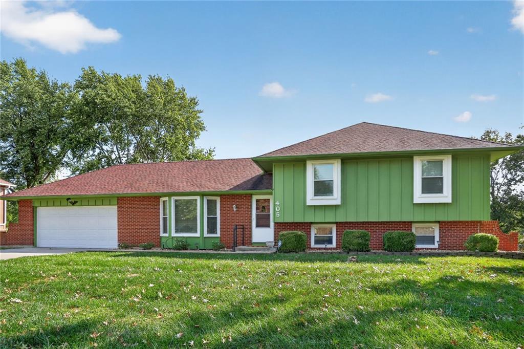 405 S Park Drive - Photo 1