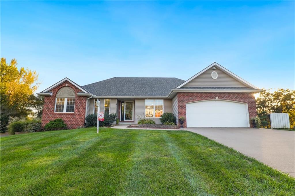 8 Mackenzie Drive - Photo 1