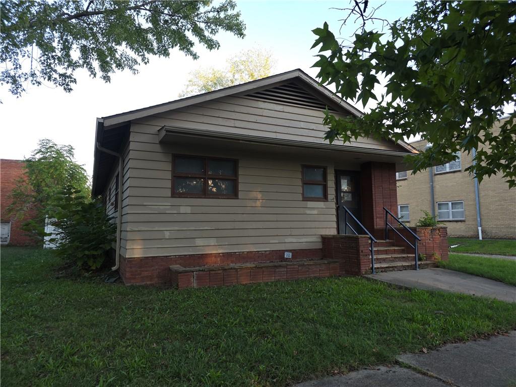 203 N Walnut N/A - Photo 1