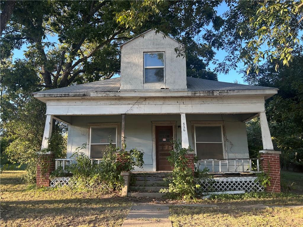826 Tank Avenue - Photo 1