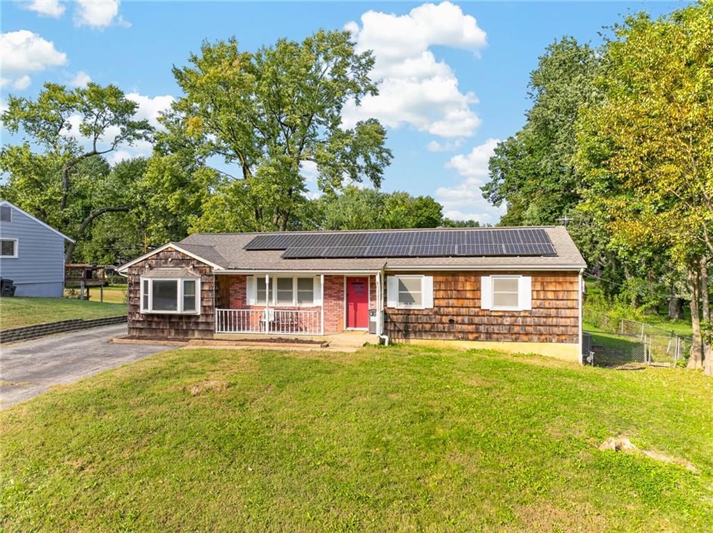 1300 NE SHADY LANE Drive - Photo 1