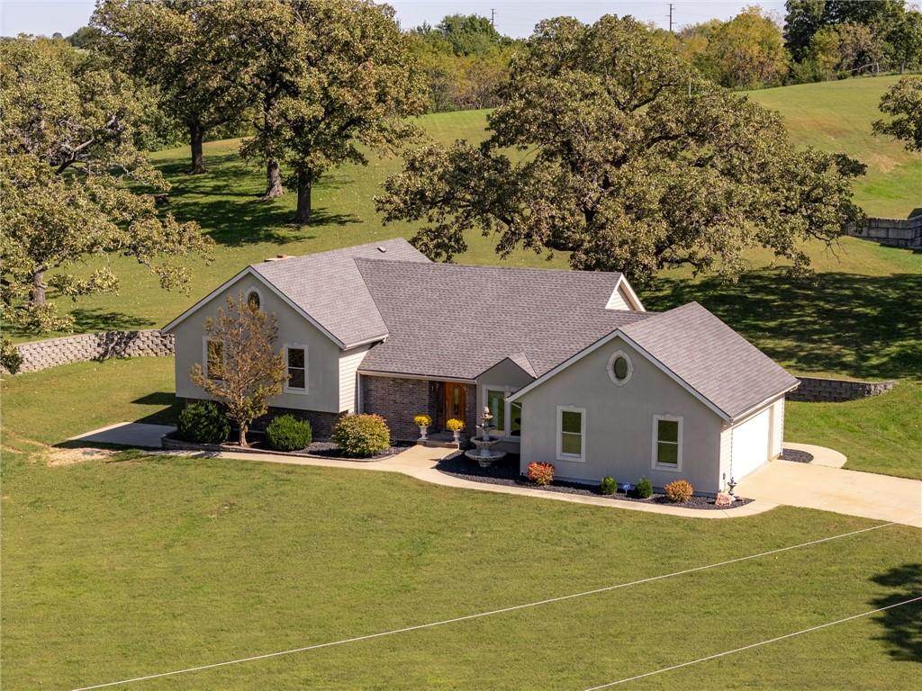9027 US 59 Highway - Photo 1