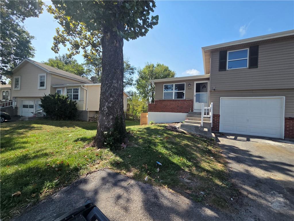 909 N JAN MAR Street - Photo 1