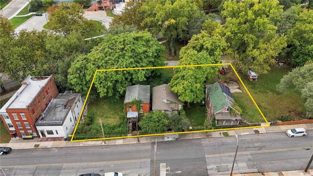 2026 Summit Street - Photo 1