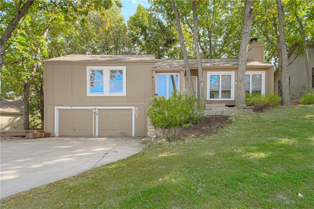 807 NW 70th Street - Photo 1