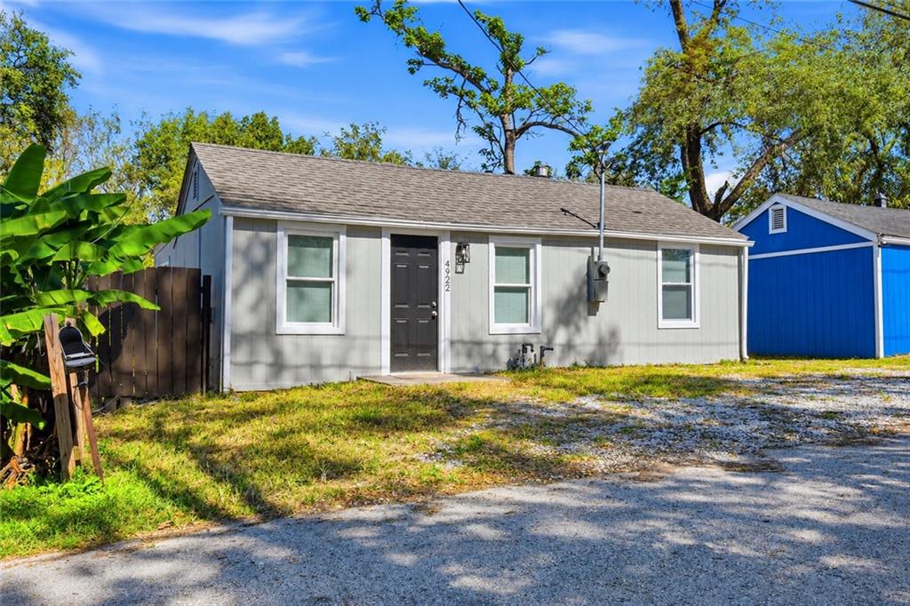 4922 Blue Lane