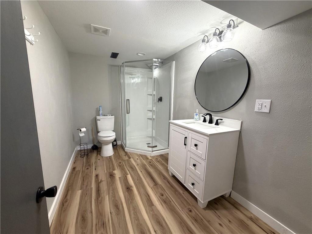 Thumbnail 25