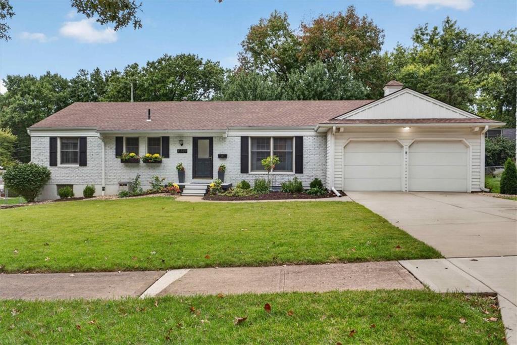 11520 Walnut Street - Photo 1